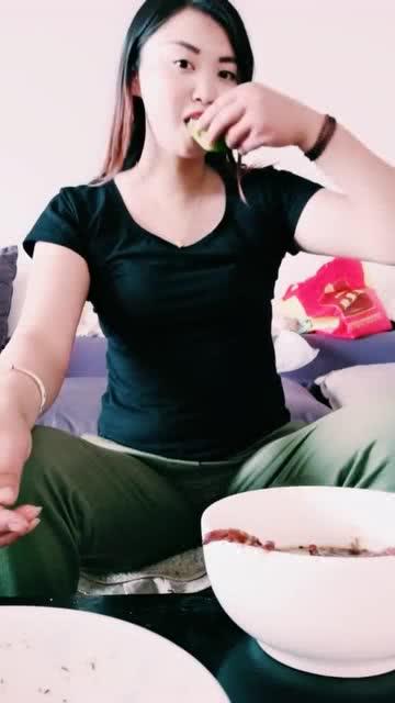 瓜不甜留下蘸酱吃,探索独特饮食文化  第3张