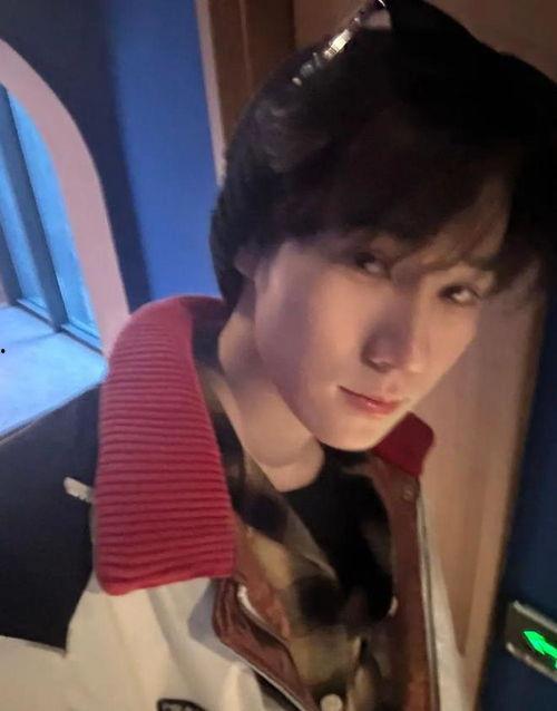 张真源与吃瓜  第2张