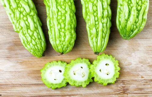 贵州兴义吃瓜,瓜果飘香，品味独特的夏日风情  第3张