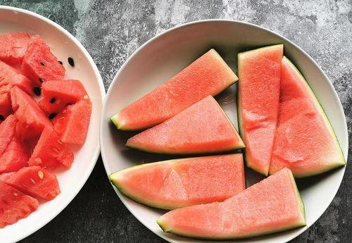 长条爆炸瓜怎么吃,长条爆炸瓜的独特吃法揭秘