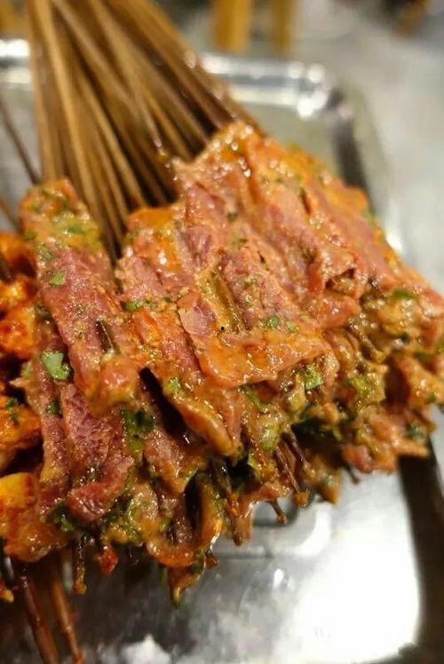 新华公园吃瓜,夏日吃瓜盛宴，畅享清凉时光  第1张