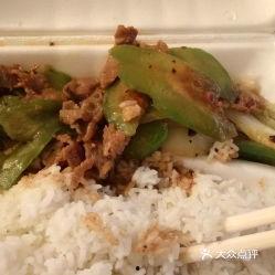 双人吃凉瓜面,共享凉瓜面的美味时光