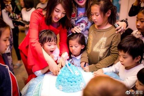 结婚女吃瓜,揭秘新娘的甜蜜秘密